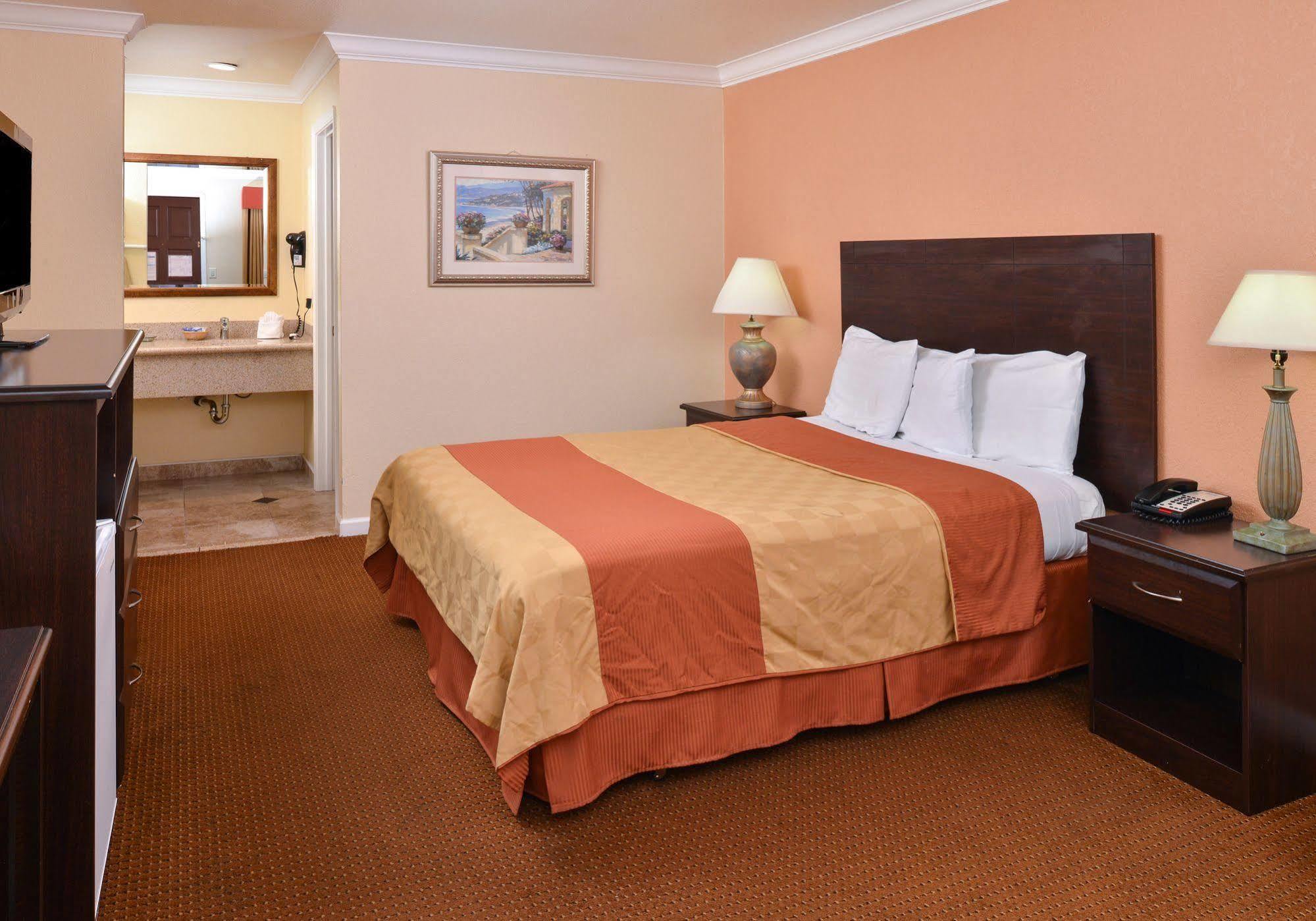 Americas Best Value Inn Sunnyvale Exterior photo