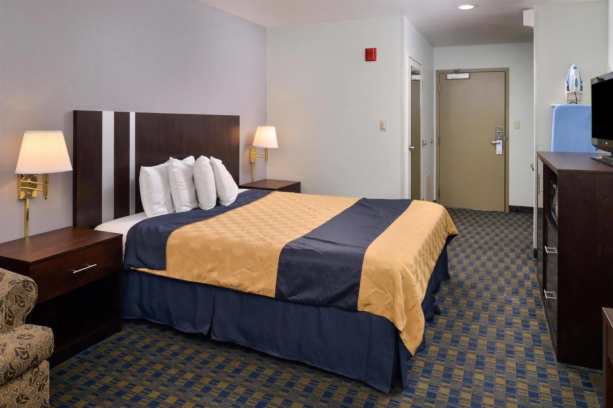 Americas Best Value Inn Sunnyvale Exterior photo