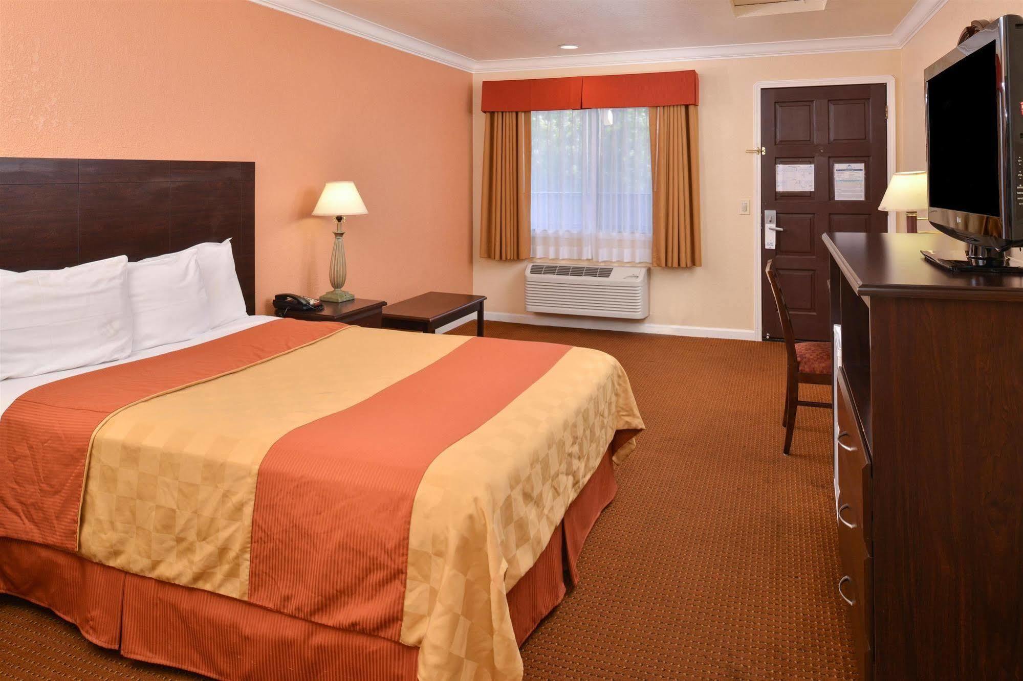 Americas Best Value Inn Sunnyvale Exterior photo